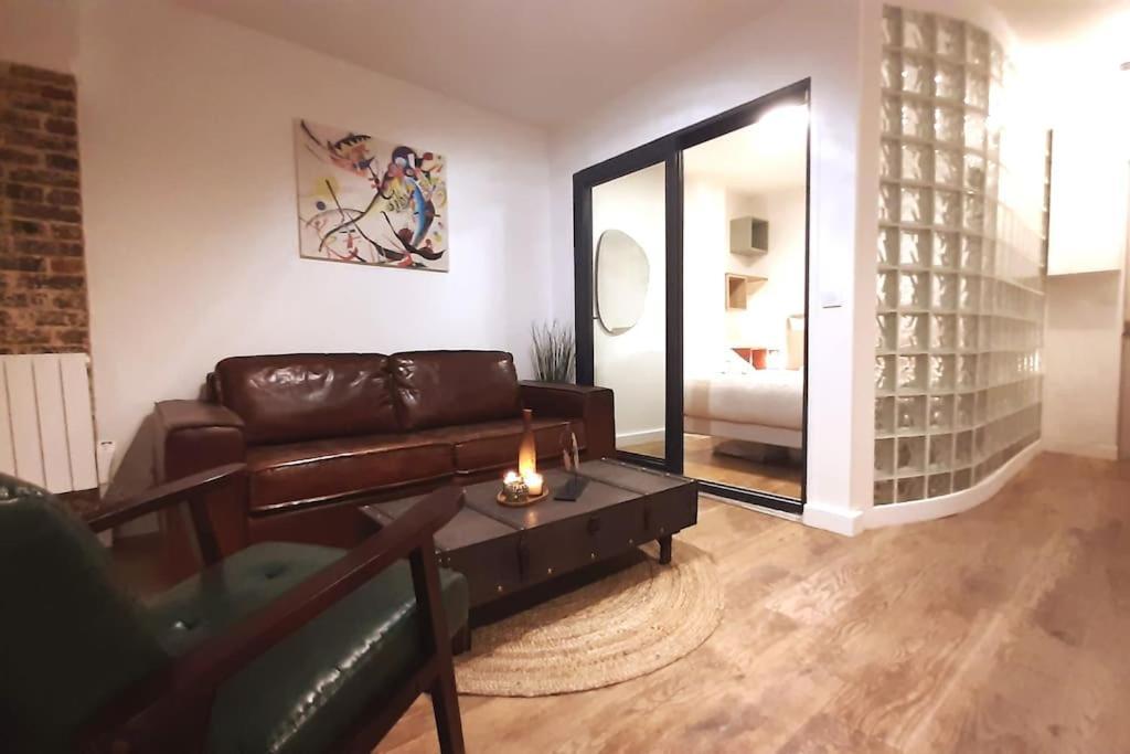 Midnight In Paris Montmartre Apartment Exterior photo